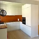 I To Etager I Top-hyggeligt Kobenhavnsk Kvarter Taet Pa Offentlig Transport Appartement *